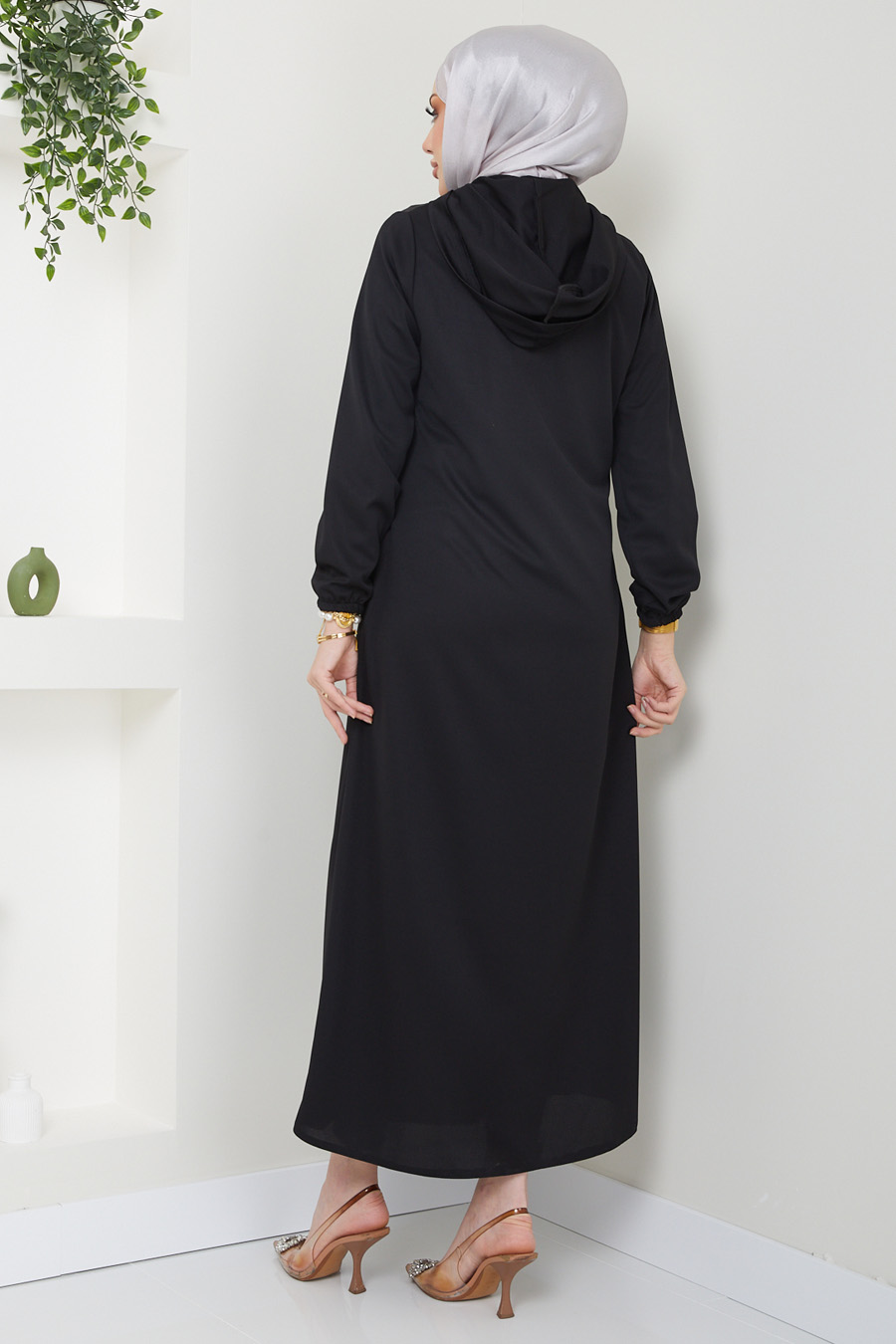 ABAYA - BLACK 