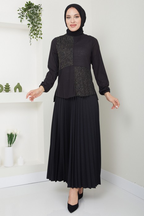 BLACK TUNIC AND SKIRT SUIT