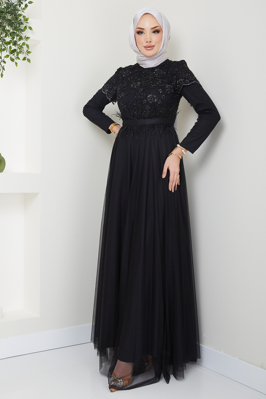 BLACK EVENING DRESS