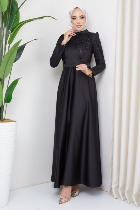 BLACK EVENING DRESS  