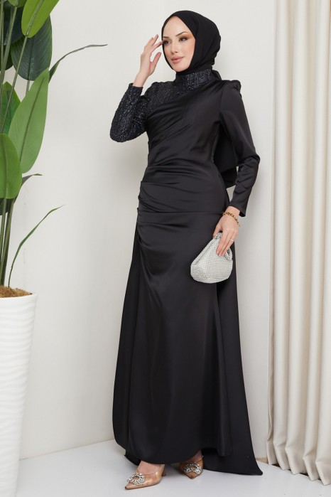 BLACK EVENING DRESS  
