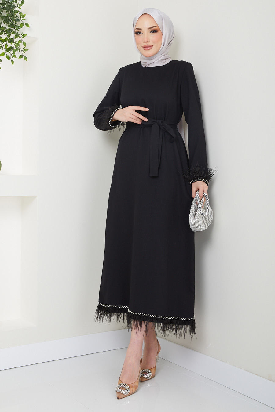 BLACK EVENING DRESS