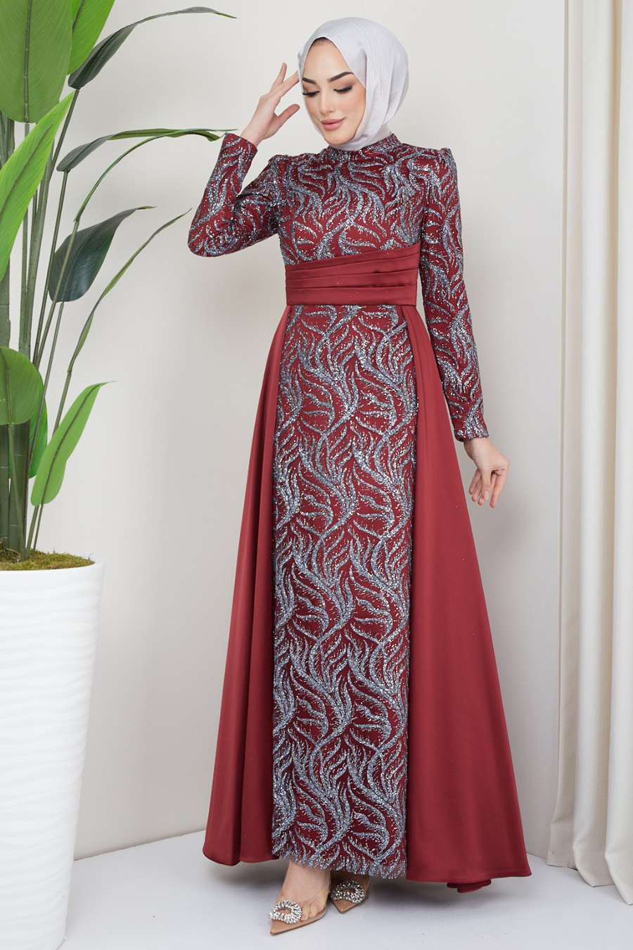 CLARED RED EVENING DRESS    CLARED RED EVENING DRESS