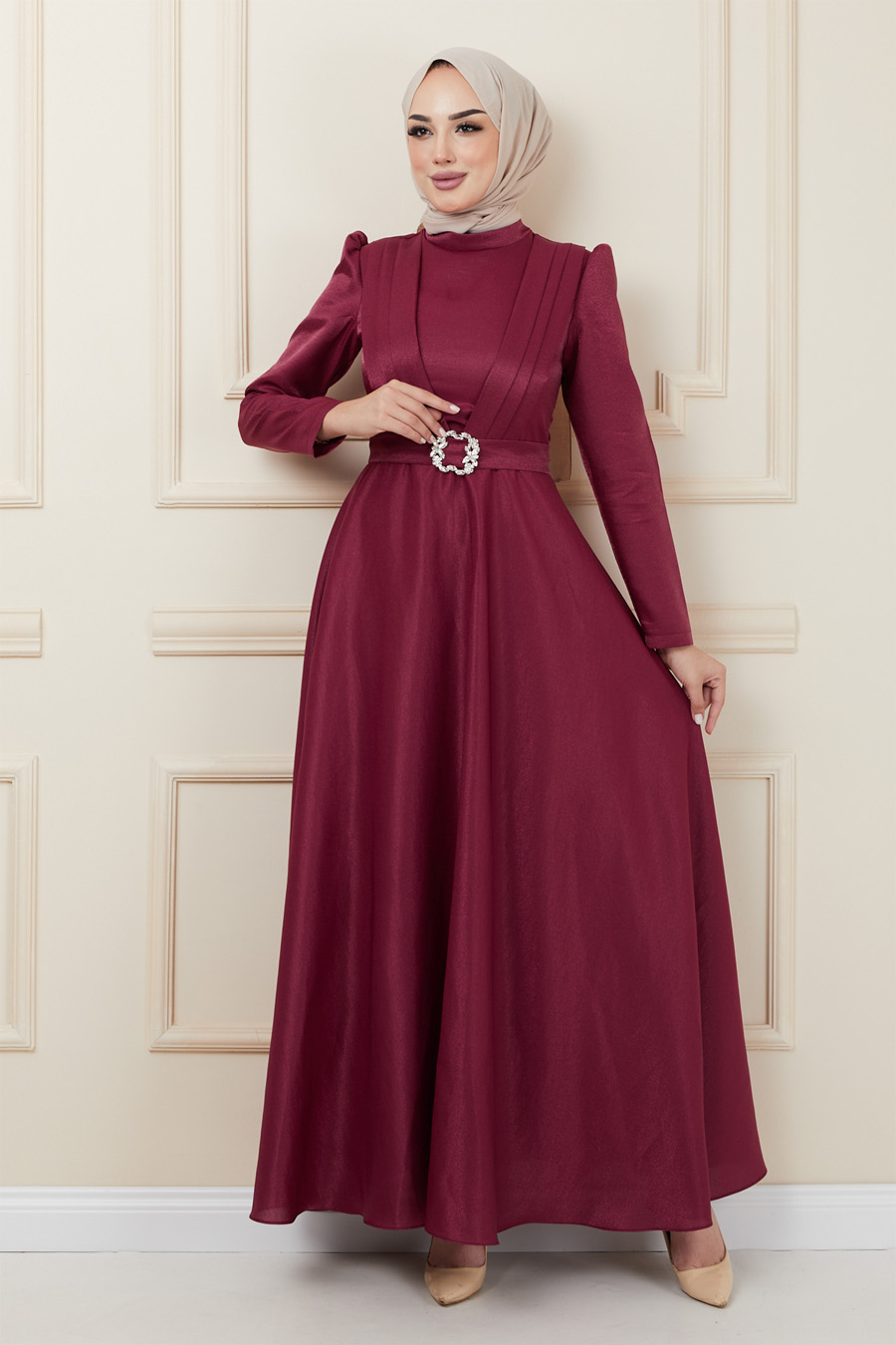 CLARET RED EVENING DRESS  
