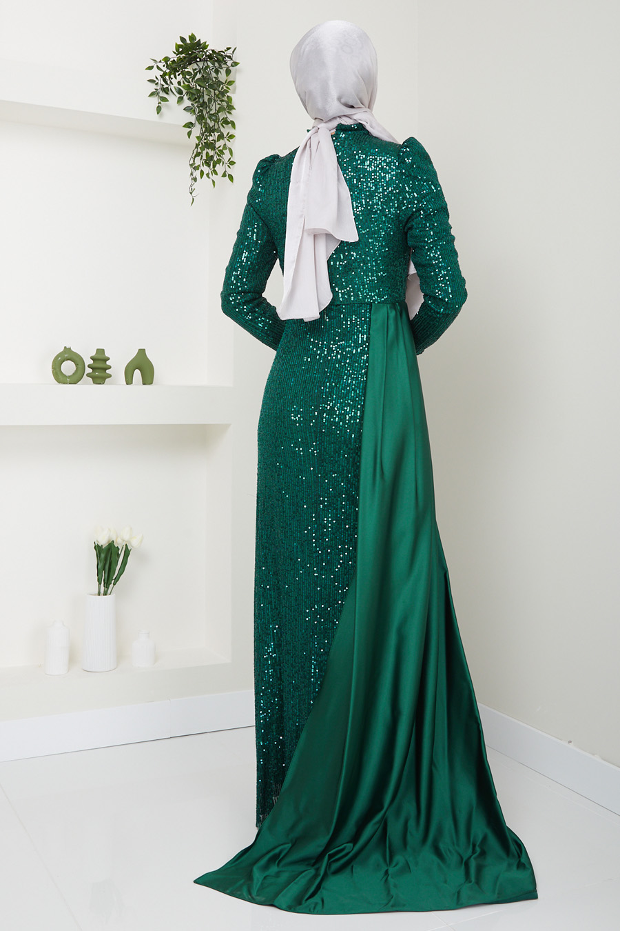 EMERALD GREEN EVENING DRESS EMERALD GREEN EVENING DRESS