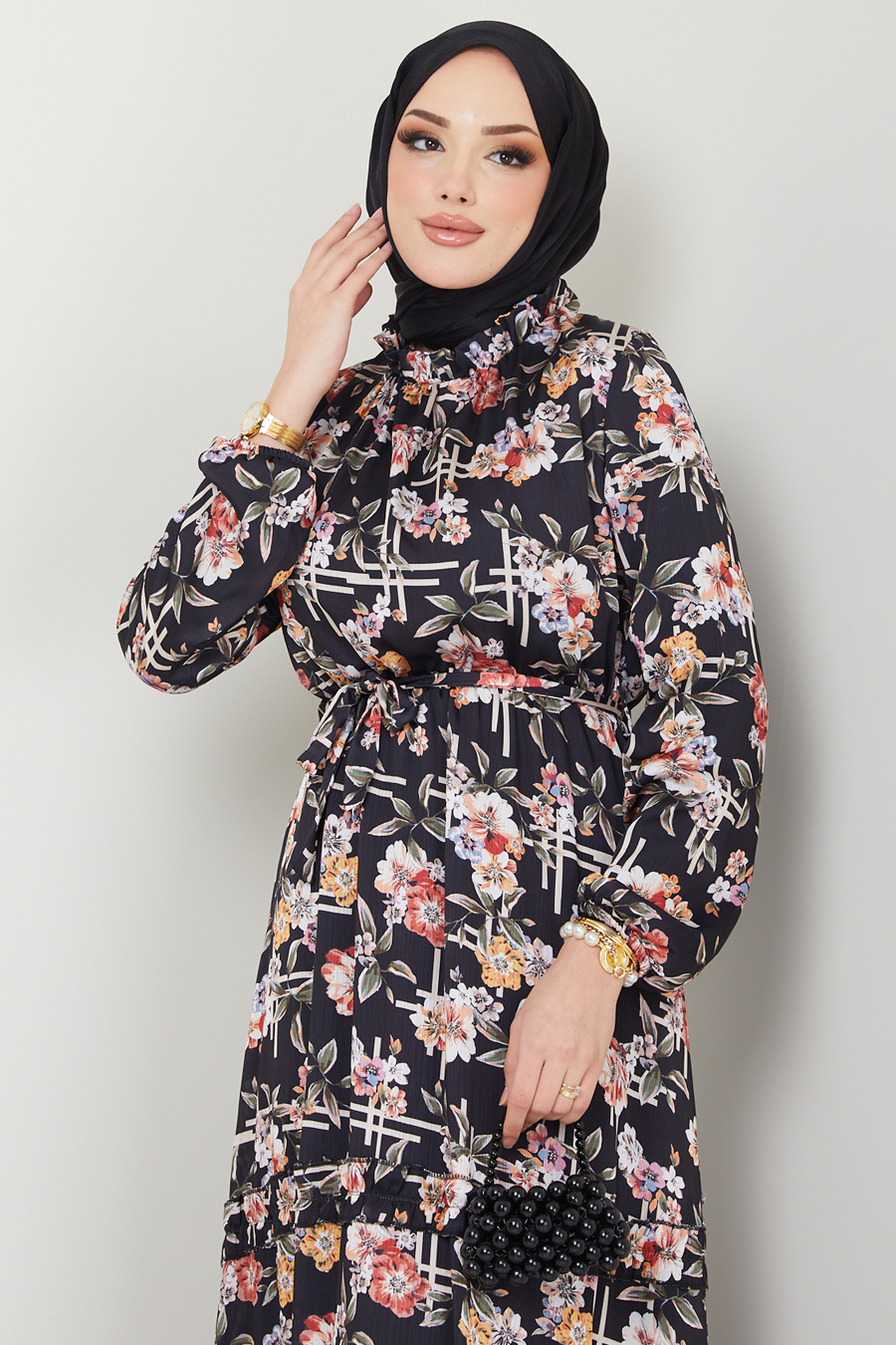 FLOWER PATTERNED BLACK DRESS