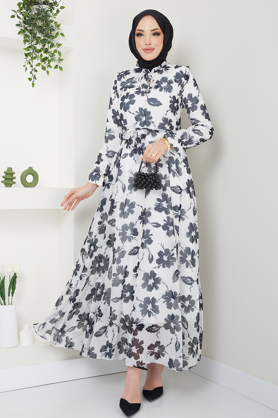 FLOWER PATTERNED WHITE DRESS