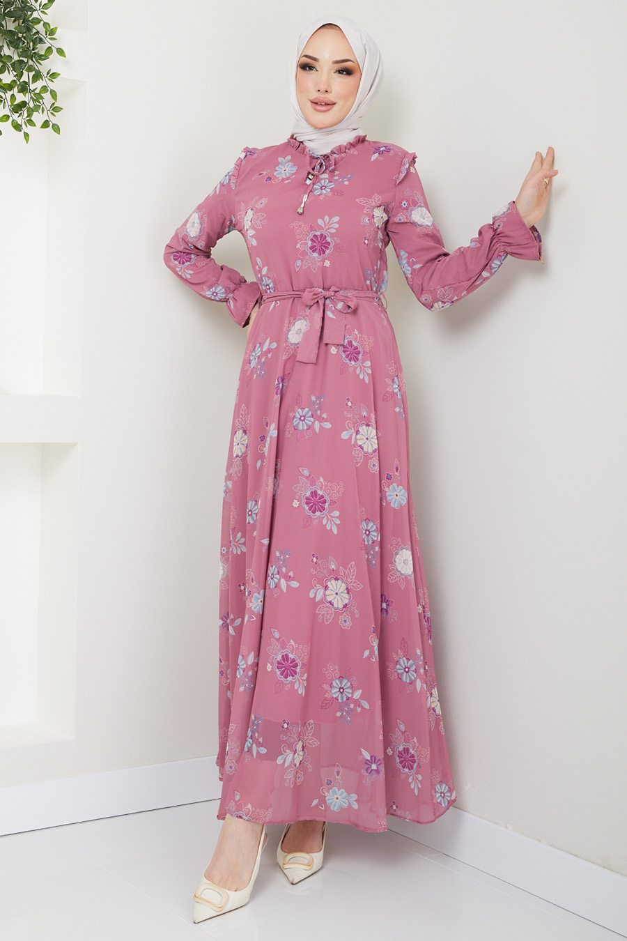 FLOWER PATTERNED PINK DRESS 