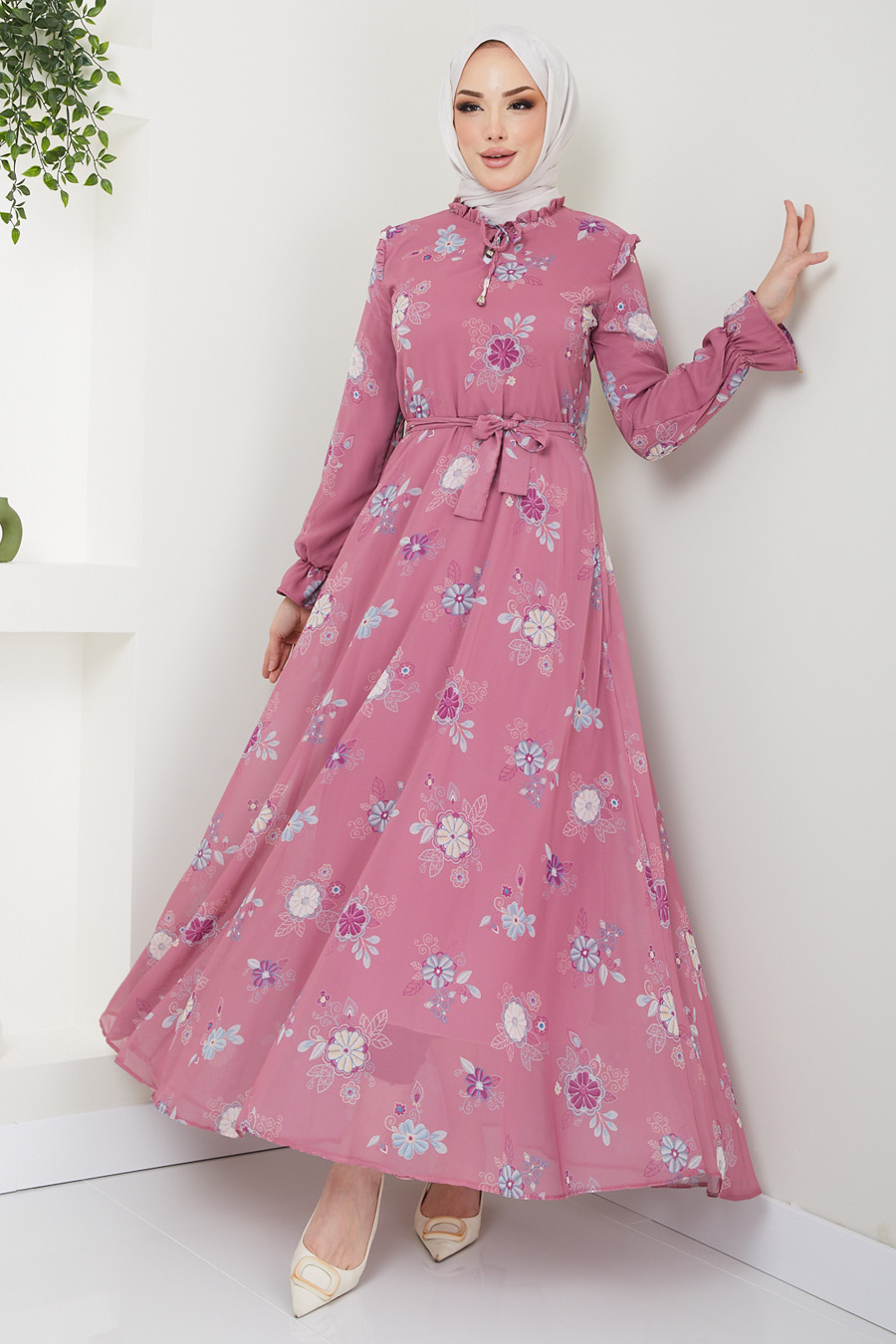 FLOWER PATTERNED PINK DRESS 