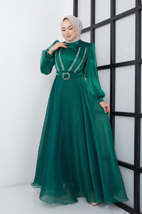 GREEN  EVENING DRESS  