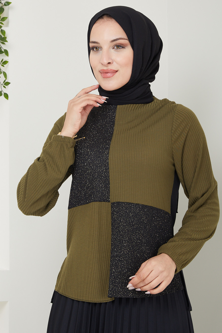 KHAKI COLOR TUNIC AND SKIRT SUIT