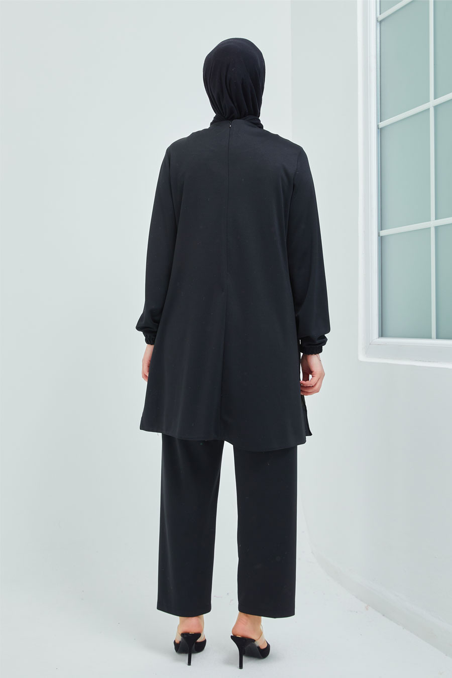 KHAKI TUNIC AND PANTSUIT