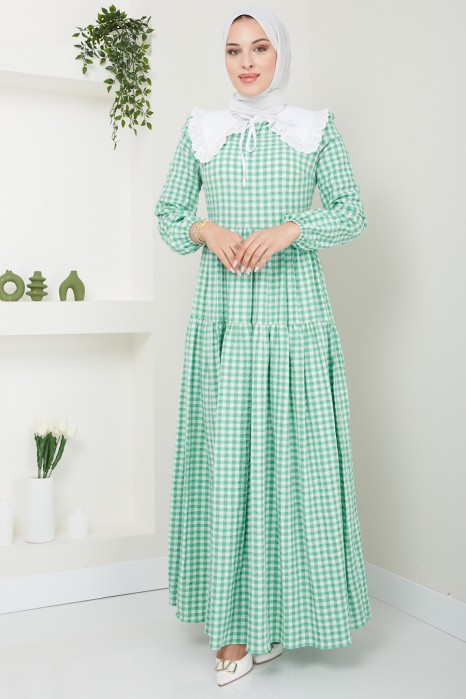 PATTERNED GREEN DRESS