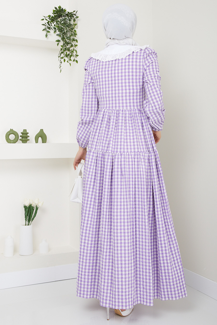 PATTERNED LILA DRESS