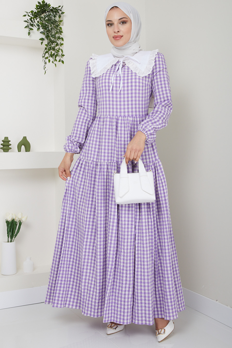 PATTERNED LILA DRESS