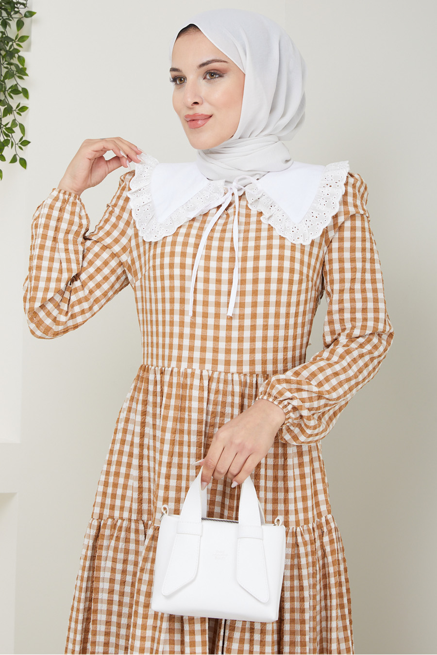 PATTERNED TAN COLOR DRESS