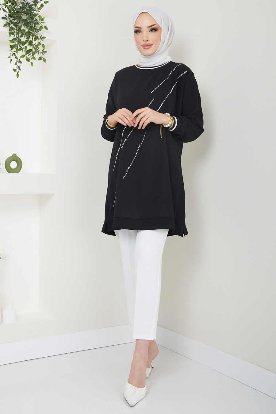 TUNIC - BLACK