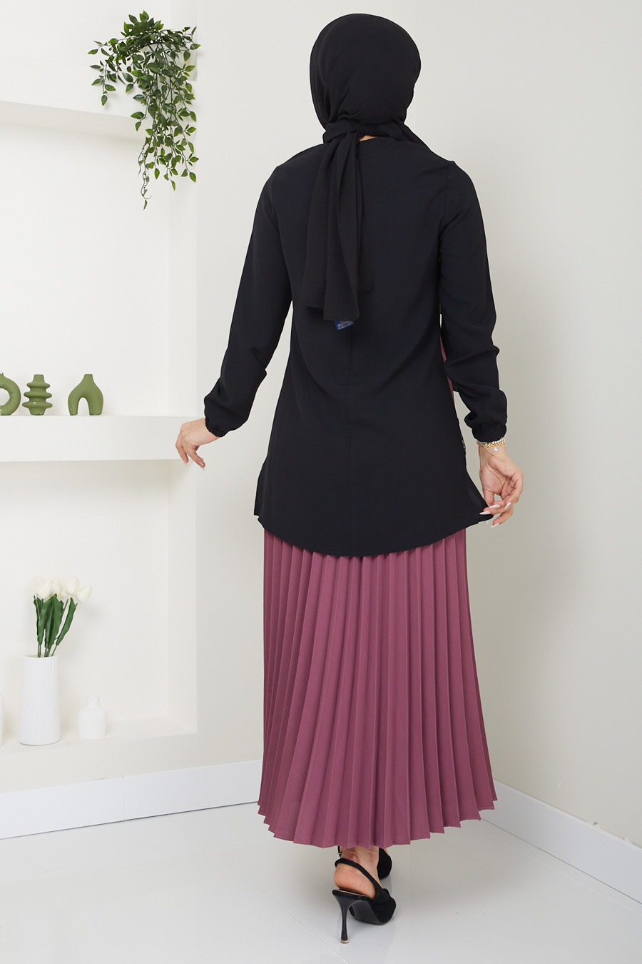 ROSE COLOR TUNIC AND SKIRT SUIT