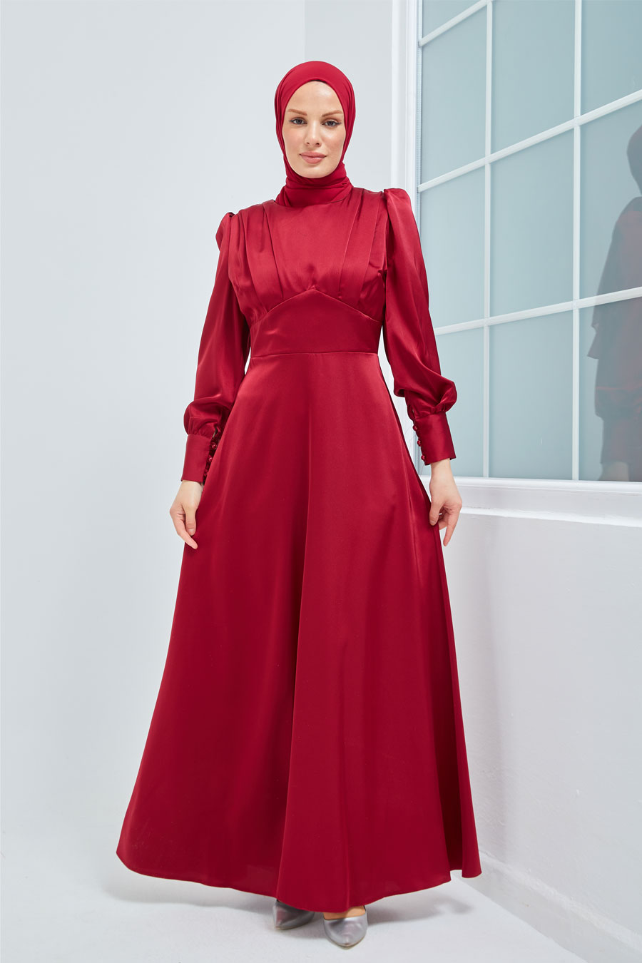 CLARET RED EVENING DRESS  