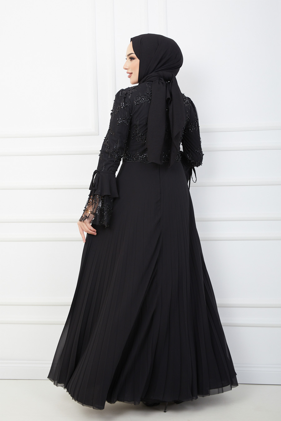 BLACK EVENING DRESS