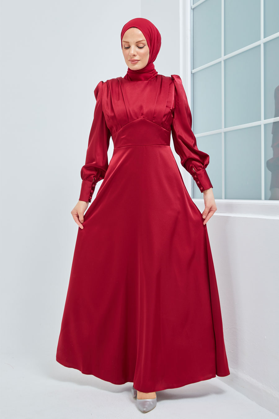 CLARET RED EVENING DRESS  