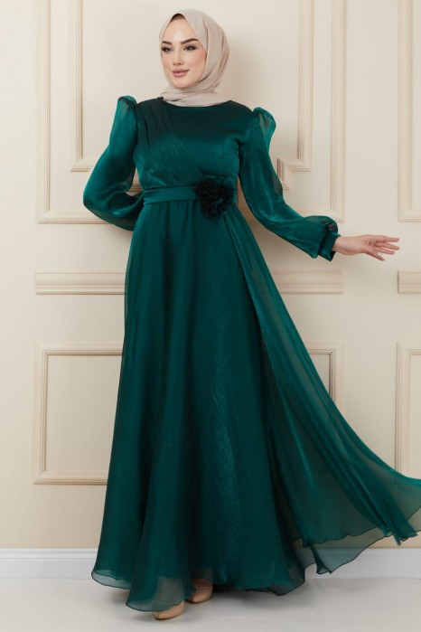 GREEN EVENING DRESS  