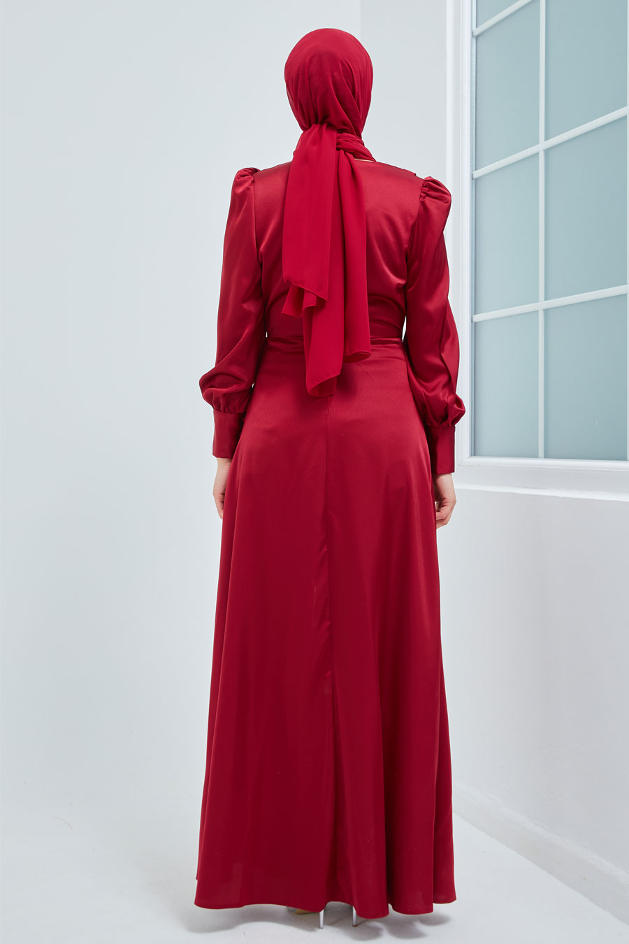 CLARET RED EVENING DRESS  