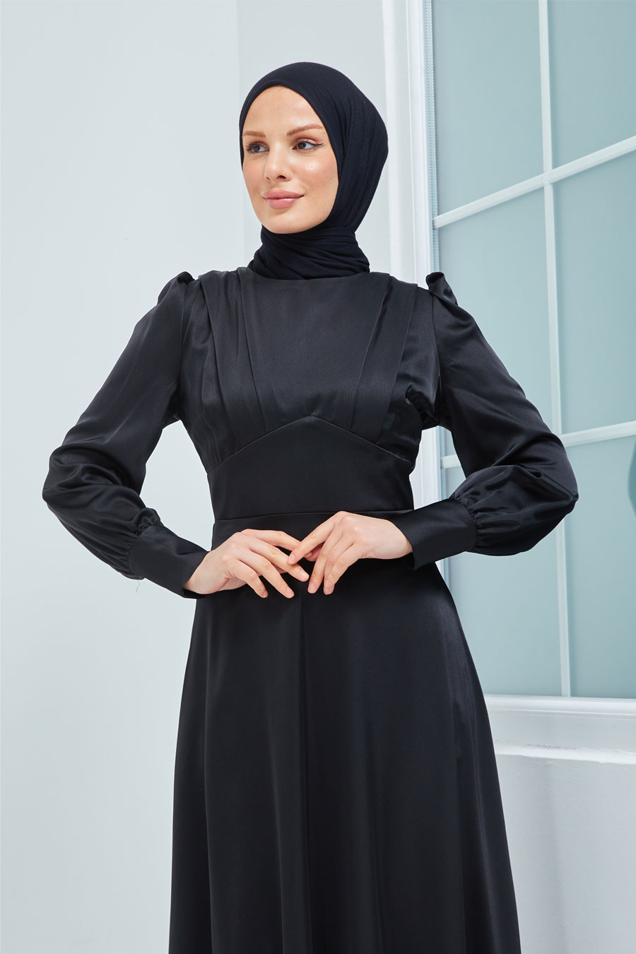 BLACK EVENING DRESS   BLACK EVENING DRESS