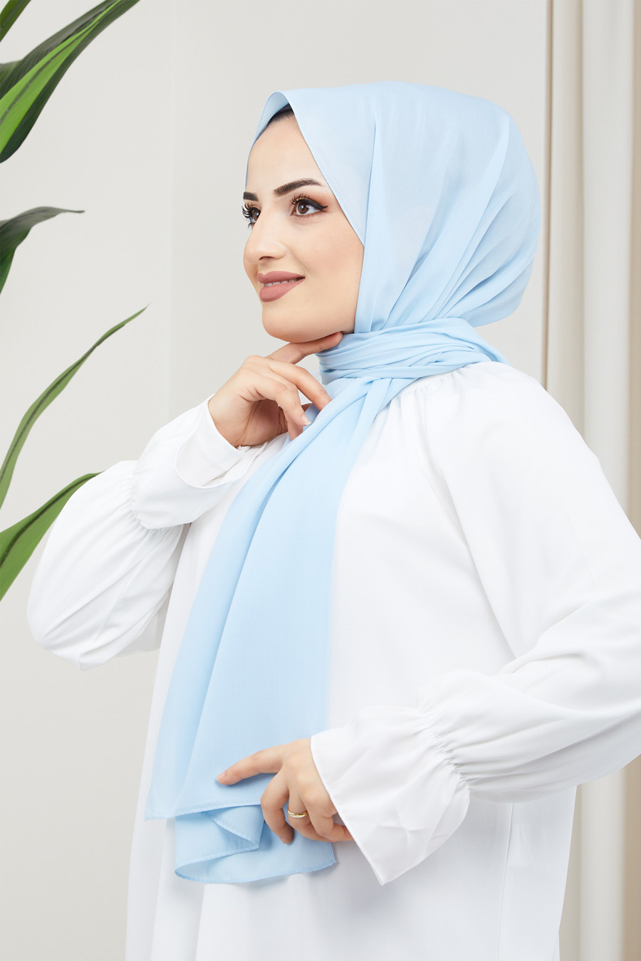 BABY BLUE  -  SHAWL