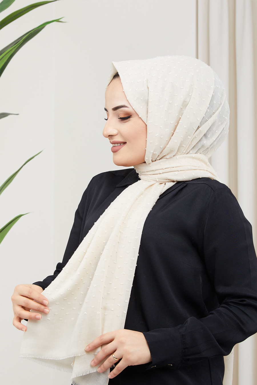 BEIGE  -  SHAWL