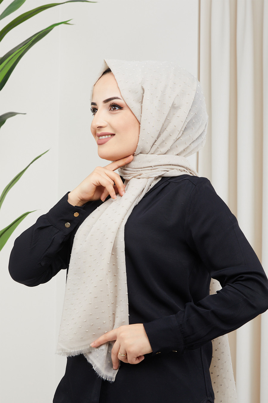 BEIGE  -  SHAWL