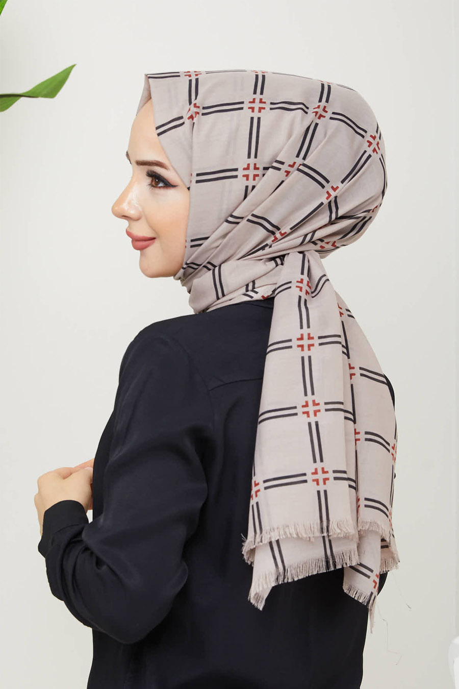 BEIGE- SHAWL
