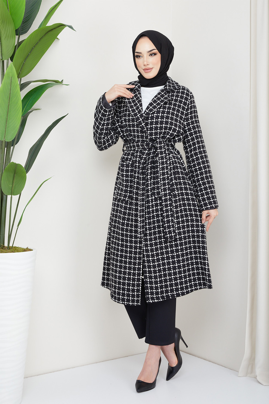 COAT - BLACK COAT - BLACK