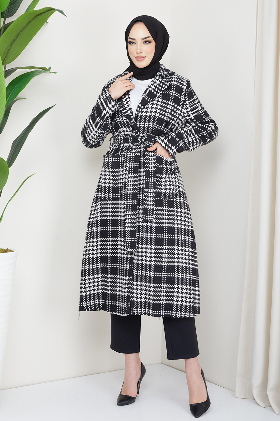 COAT - BLACK