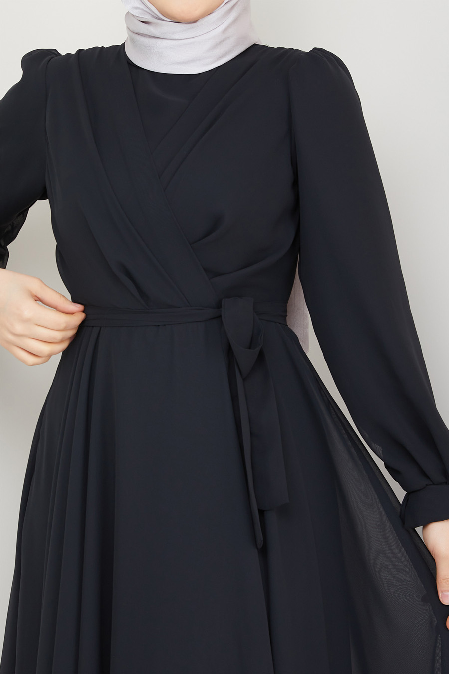 BLACK EVENING DRESS   BLACK EVENING DRESS