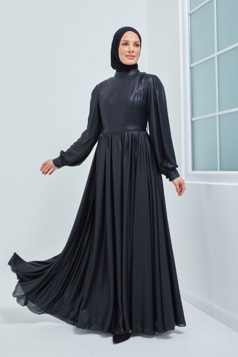 BLACK EVENING DRESS  