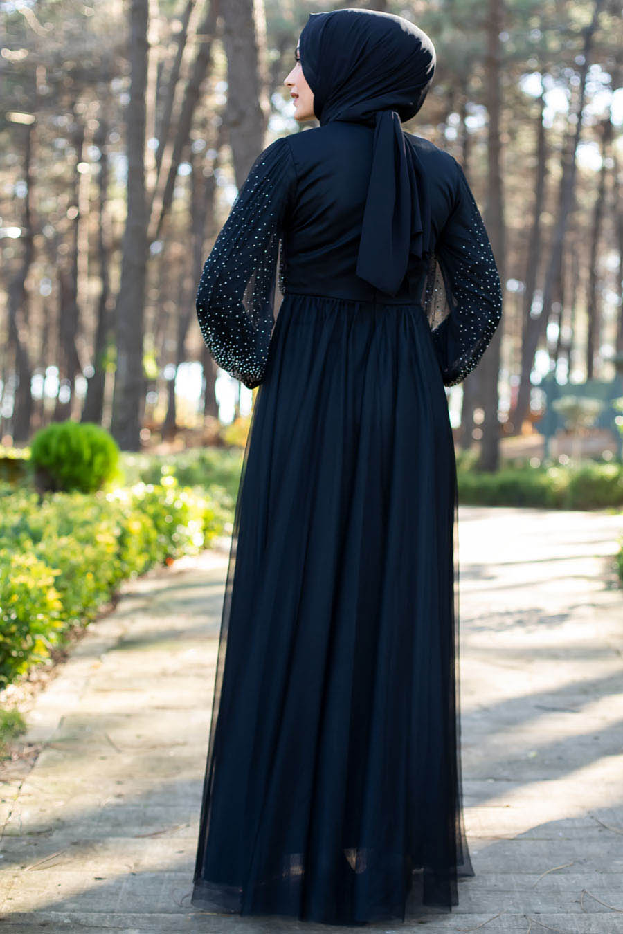 BLACK EVENING DRESS  