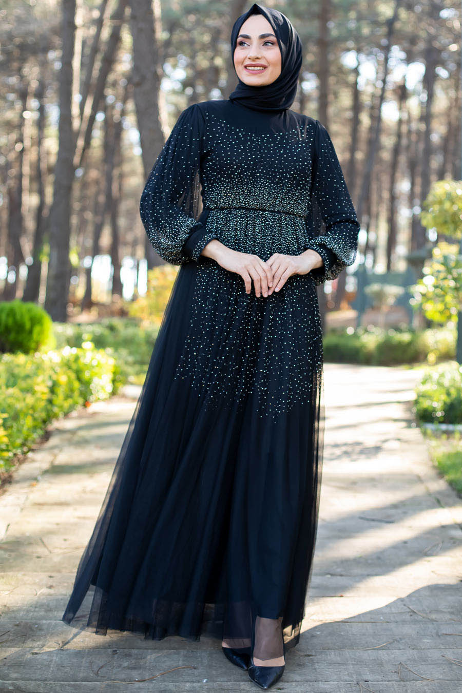 BLACK EVENING DRESS  