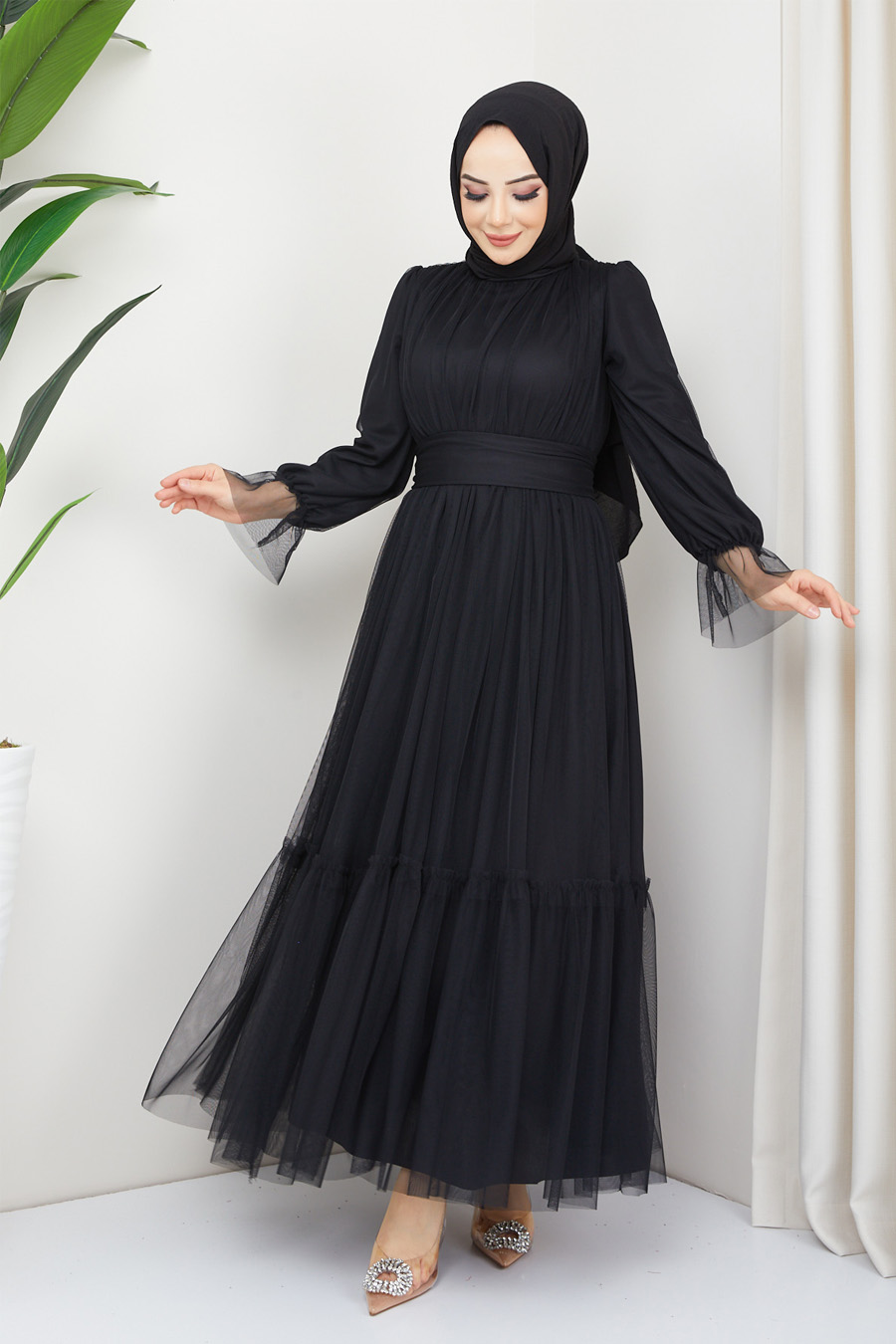 BLACK EVENING DRESS   BLACK EVENING DRESS