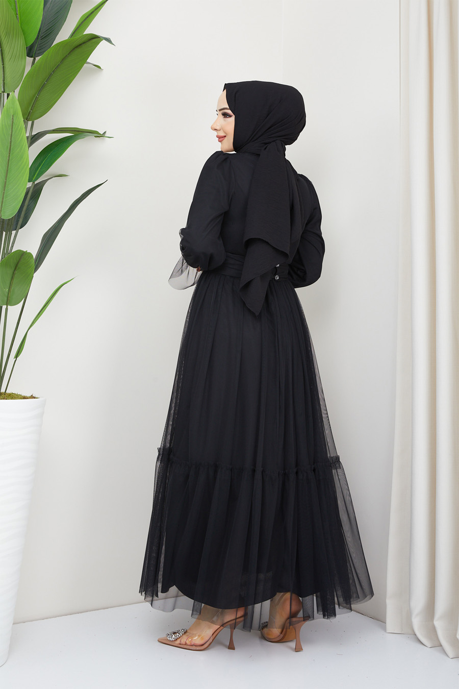 BLACK EVENING DRESS   BLACK EVENING DRESS