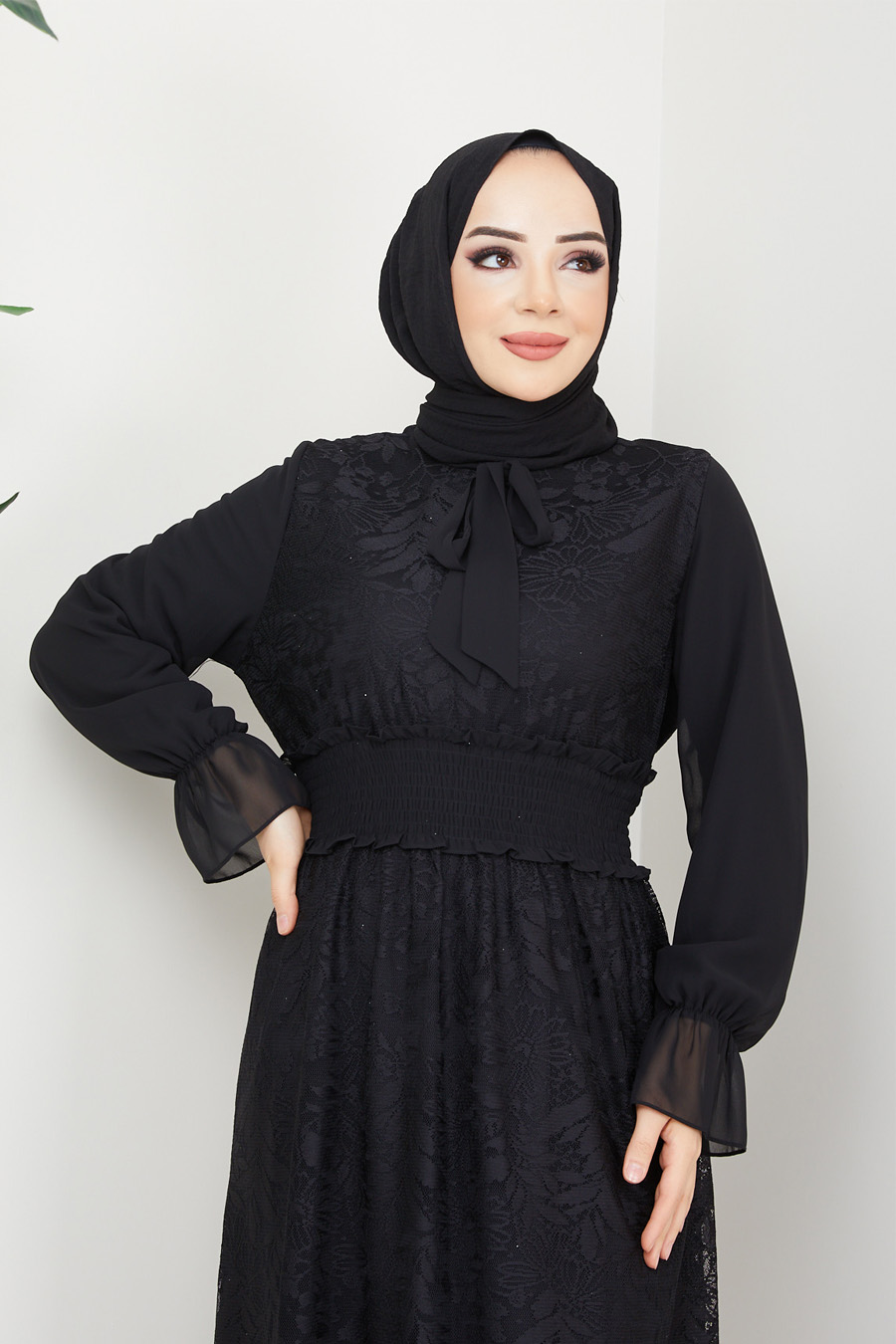 BLACK EVENING DRESS   BLACK EVENING DRESS