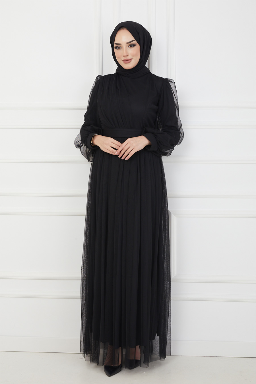 BLACK EVENING DRESS  