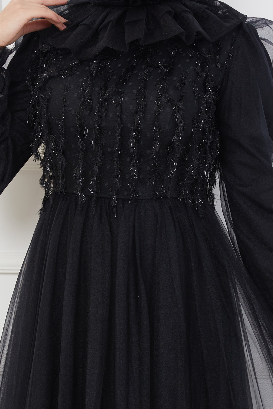 BLACK EVENING DRESS  