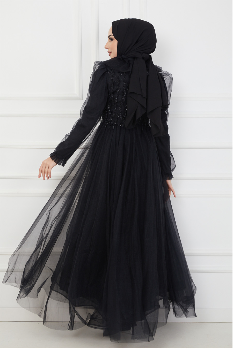 BLACK EVENING DRESS  
