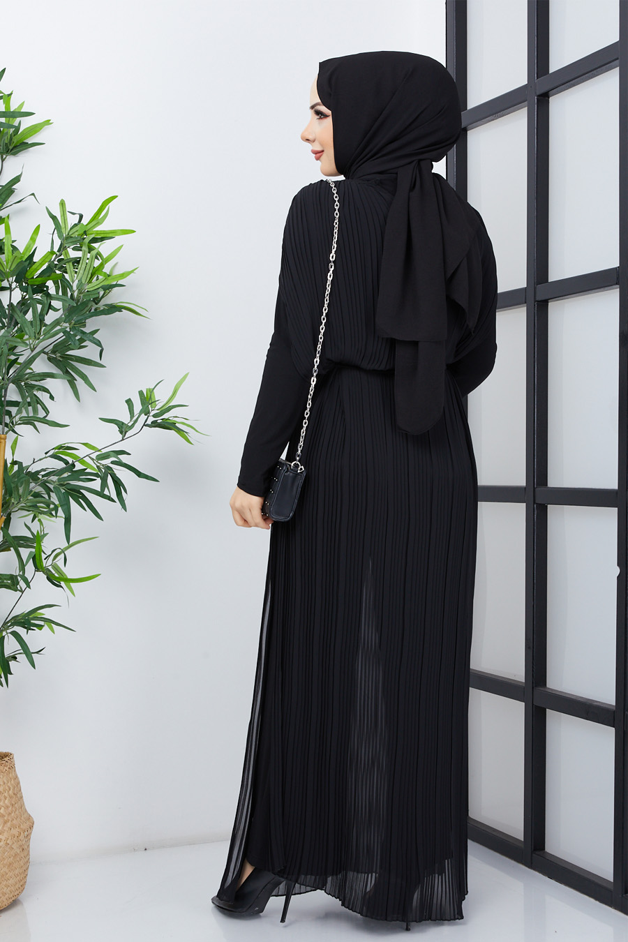 BLACK JUMPSUIT  BLACK JUMPSUIT