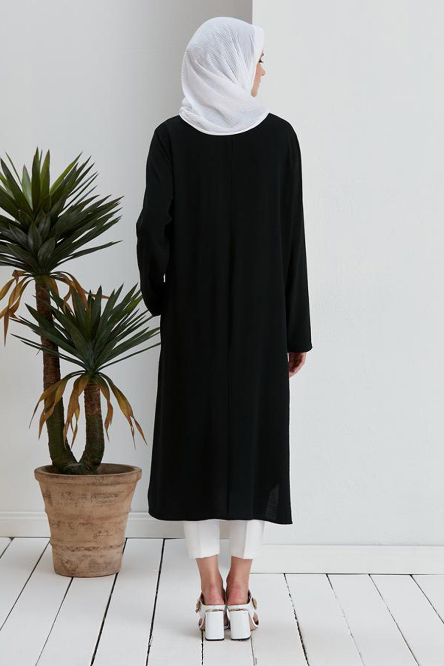 TUNIC - BLACK  TUNIC - BLACK