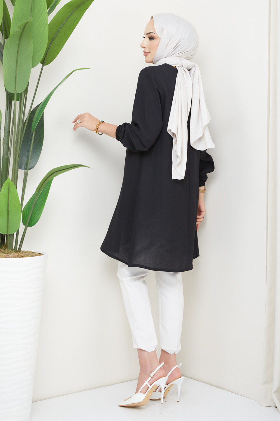 TUNIC - BLACK TUNIC - BLACK