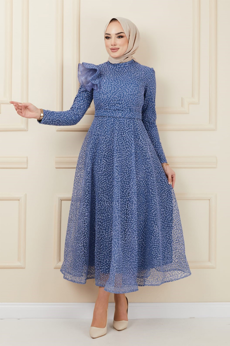 BLUE  EVENING DRESS  