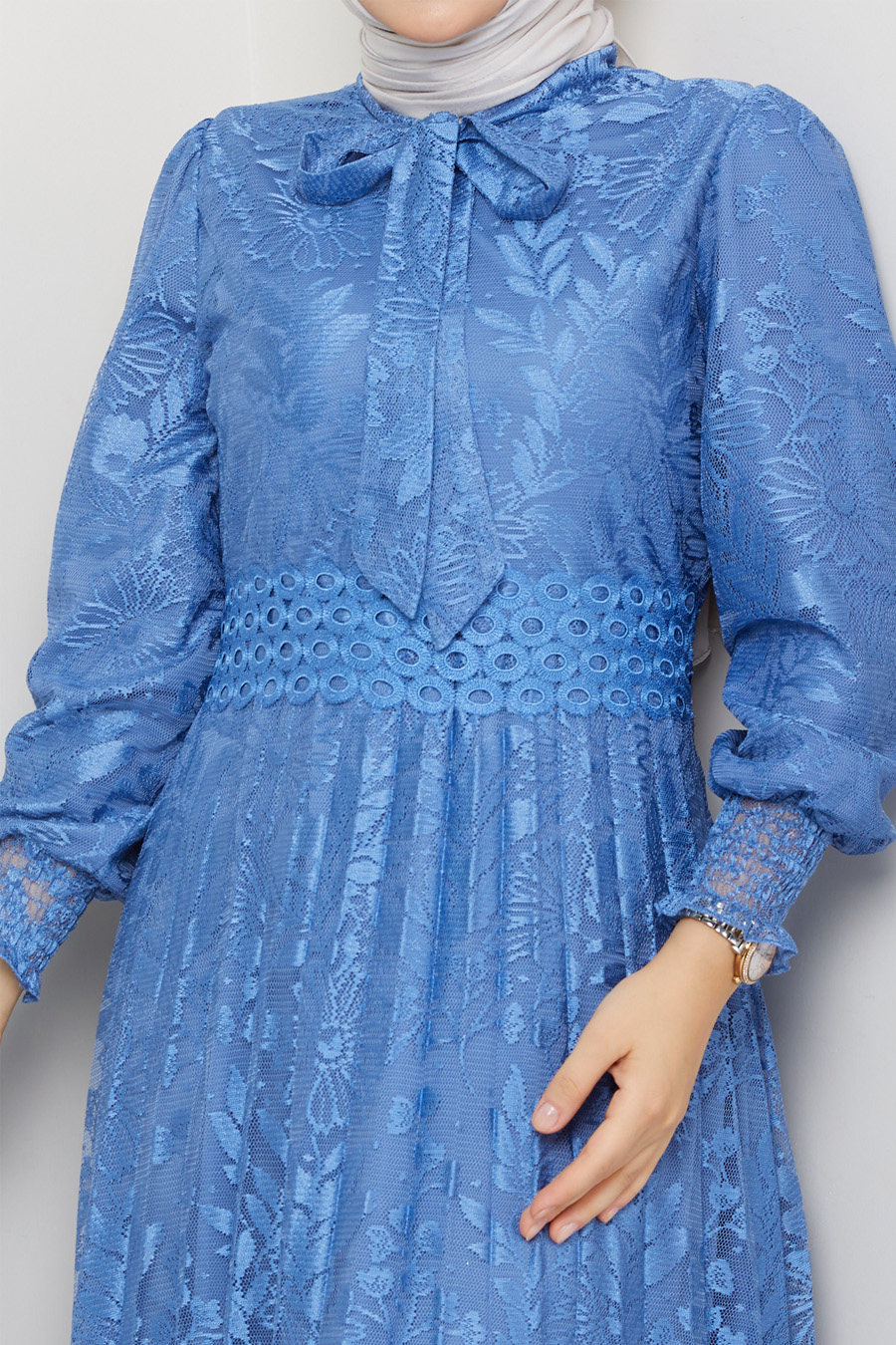 BLUE  DRESS   BLUE  DRESS