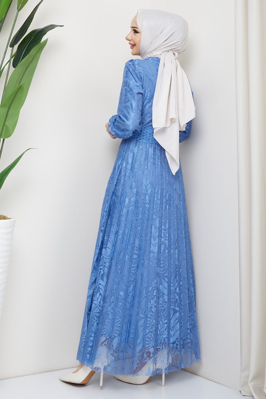 BLUE  DRESS   BLUE  DRESS